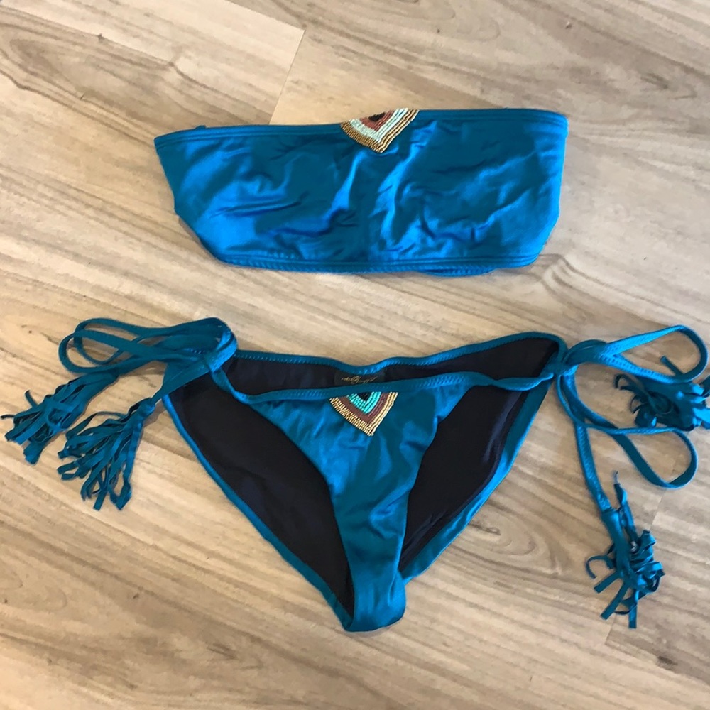 Cuuuuute 2 piece beaded swimsuit